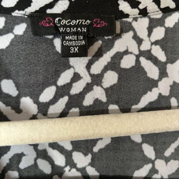 Cocomo Top Womens 3X Black White Multicolor Print Stretch Roll Tab Sleeve Blouse - Picture 6 of 8